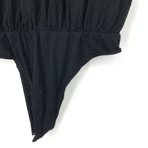 Intimately Free People Cap Sleeve Bodysuit Womens Size Large Black V-Neck - Picture 6 of 7